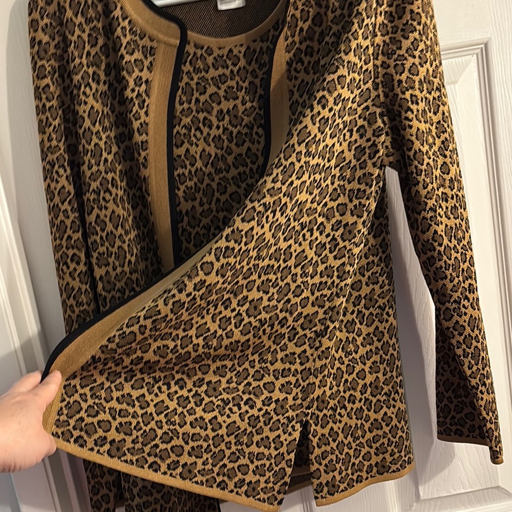 Misook Leopard Print two pieces Cardigan  - Brown and Black - Picture 8 of 8